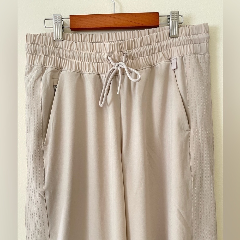 Like New Beige Wide-Leg Pants - Picture 6 of 6